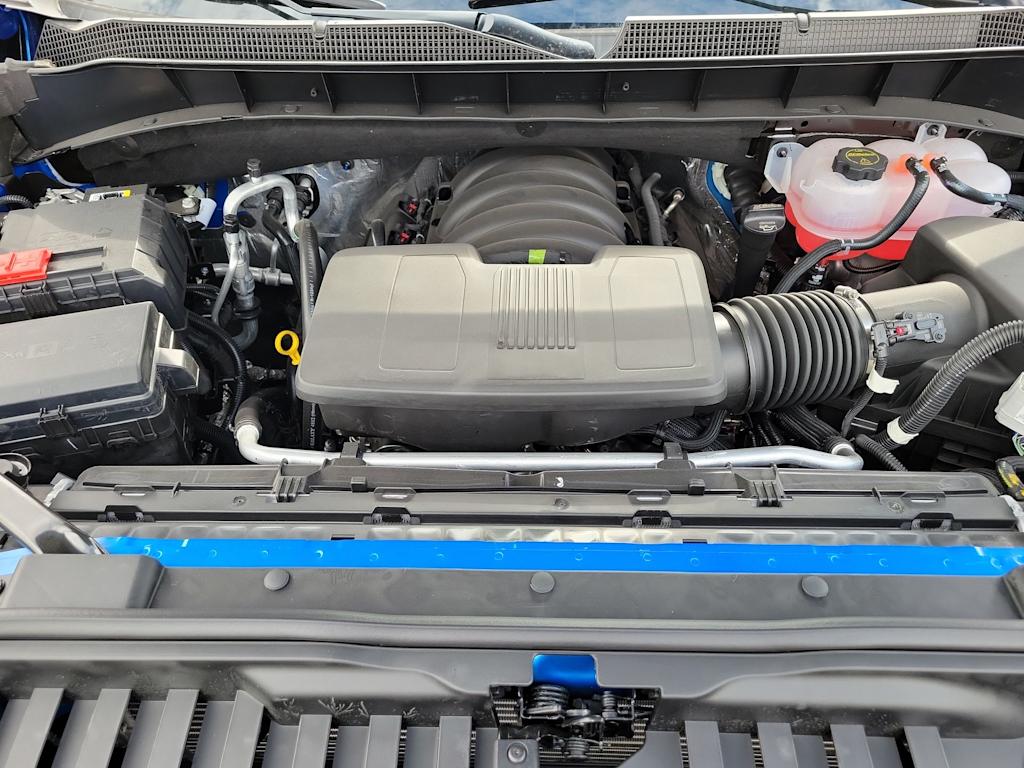 Thumbnail: 2026 Chevrolet Silverado 1500 - 9