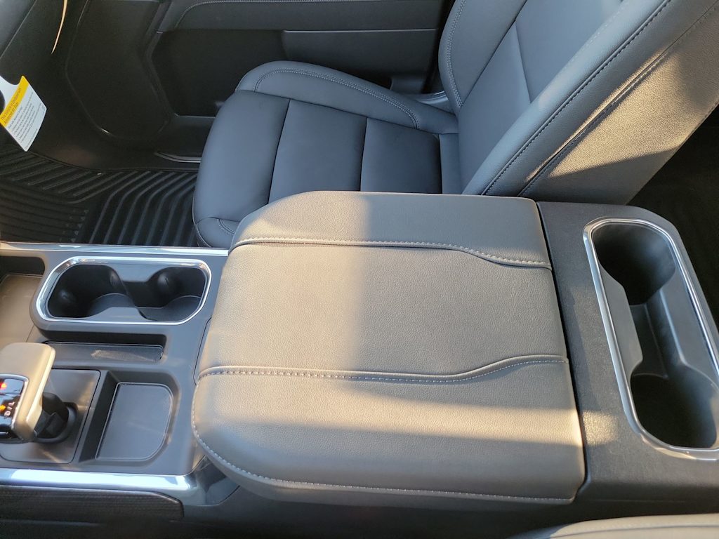 Thumbnail: 2026 Chevrolet Silverado 1500 - 27