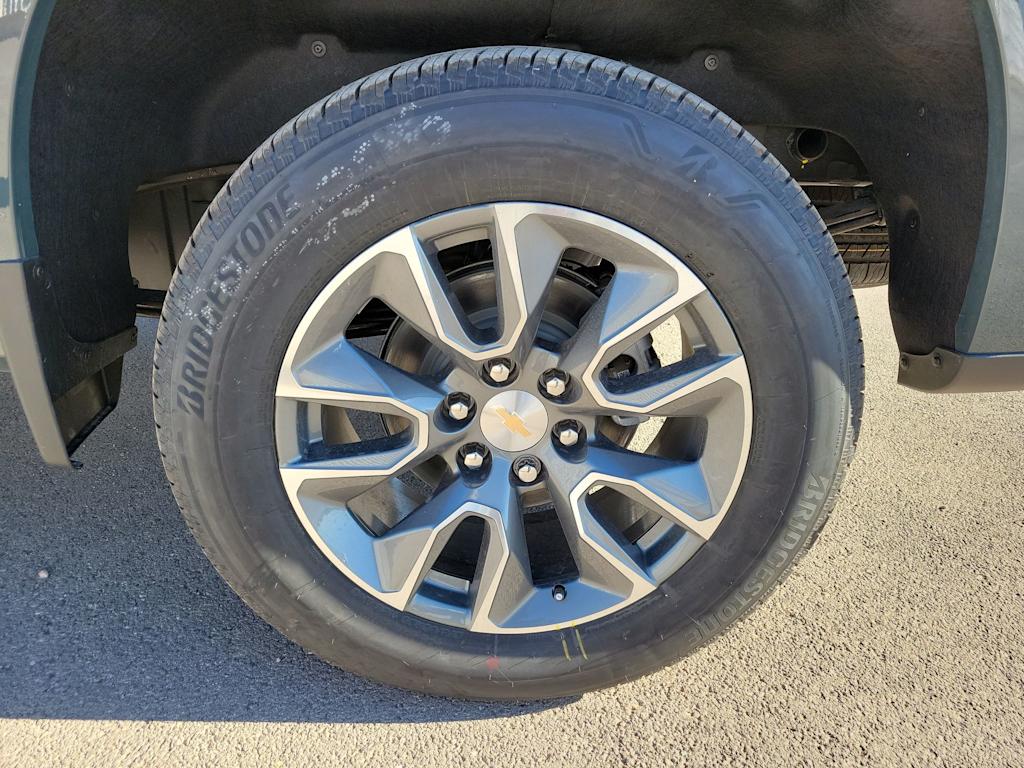 Thumbnail: 2026 Chevrolet Silverado 1500 - 8