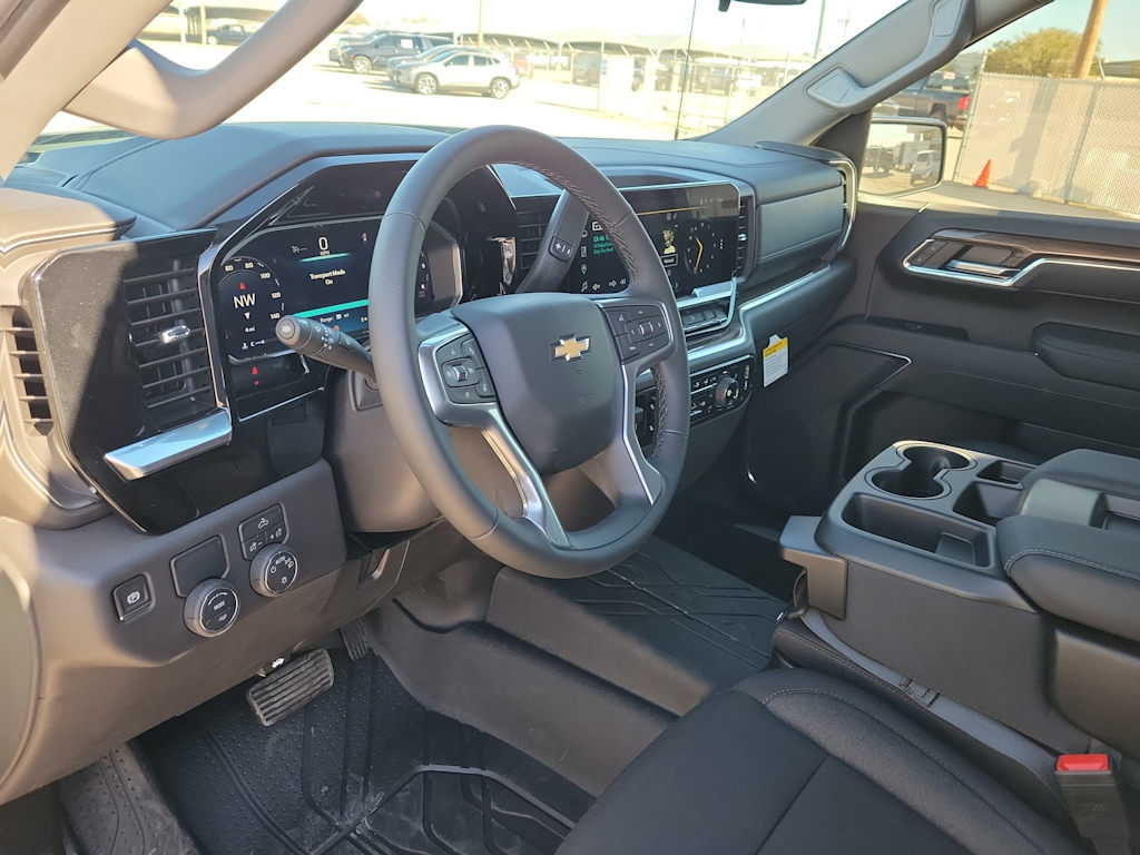 Thumbnail: 2026 Chevrolet Silverado 1500 - 2