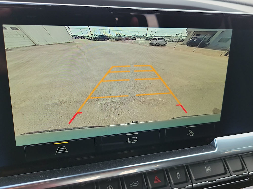 Thumbnail: 2026 Chevrolet Silverado 1500 - 15