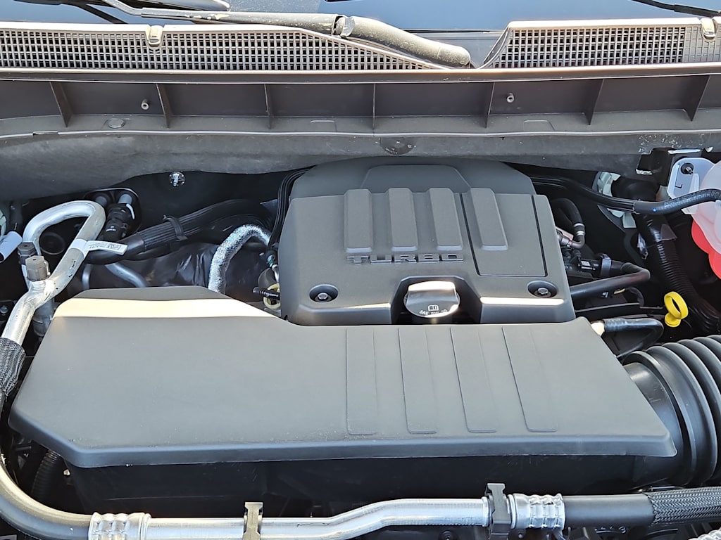 Thumbnail: 2026 Chevrolet Silverado 1500 - 9