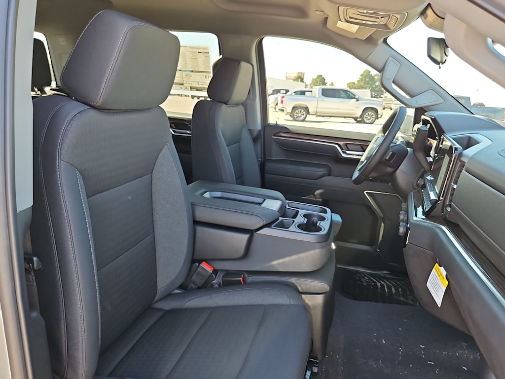 Thumbnail: 2026 Chevrolet Silverado 1500 - 12