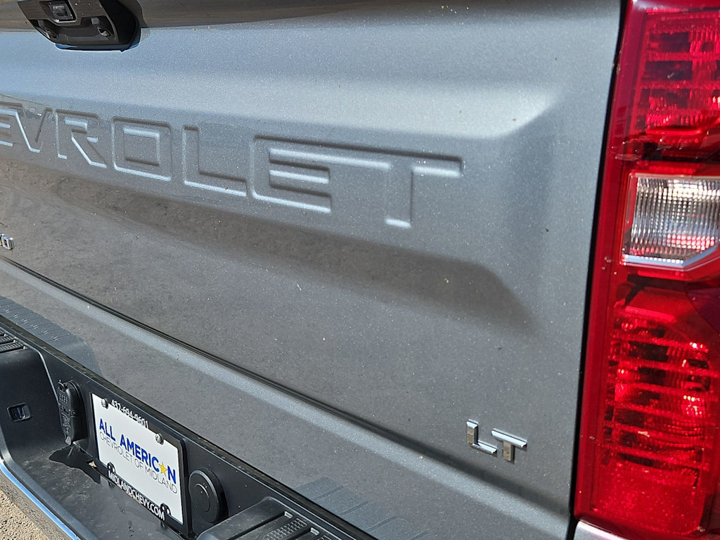 Thumbnail: 2026 Chevrolet Silverado 1500 - 25