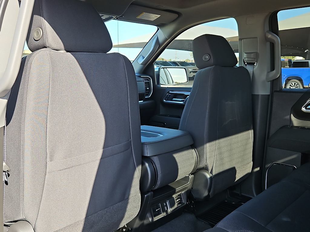 Thumbnail: 2026 Chevrolet Silverado 1500 - 12