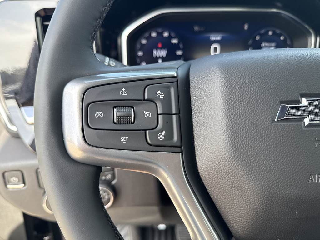 Thumbnail: 2026 Chevrolet Silverado 1500 - 24