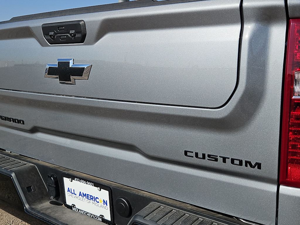 Thumbnail: 2026 Chevrolet Silverado 1500 - 25