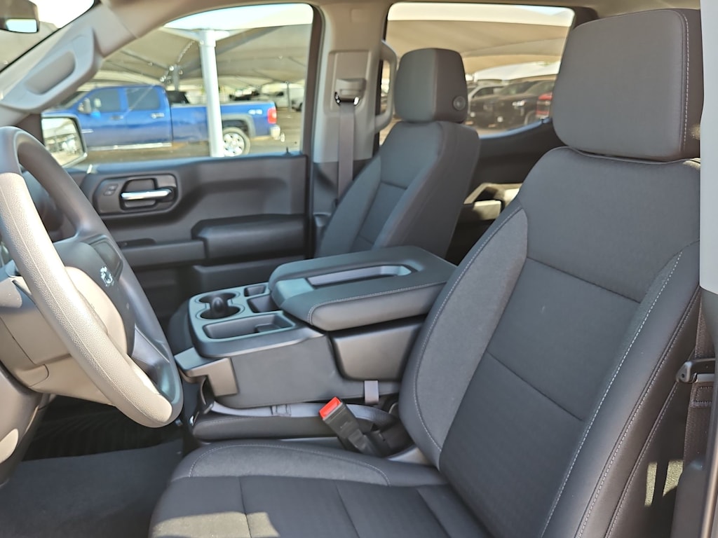 Thumbnail: 2026 Chevrolet Silverado 1500 - 11