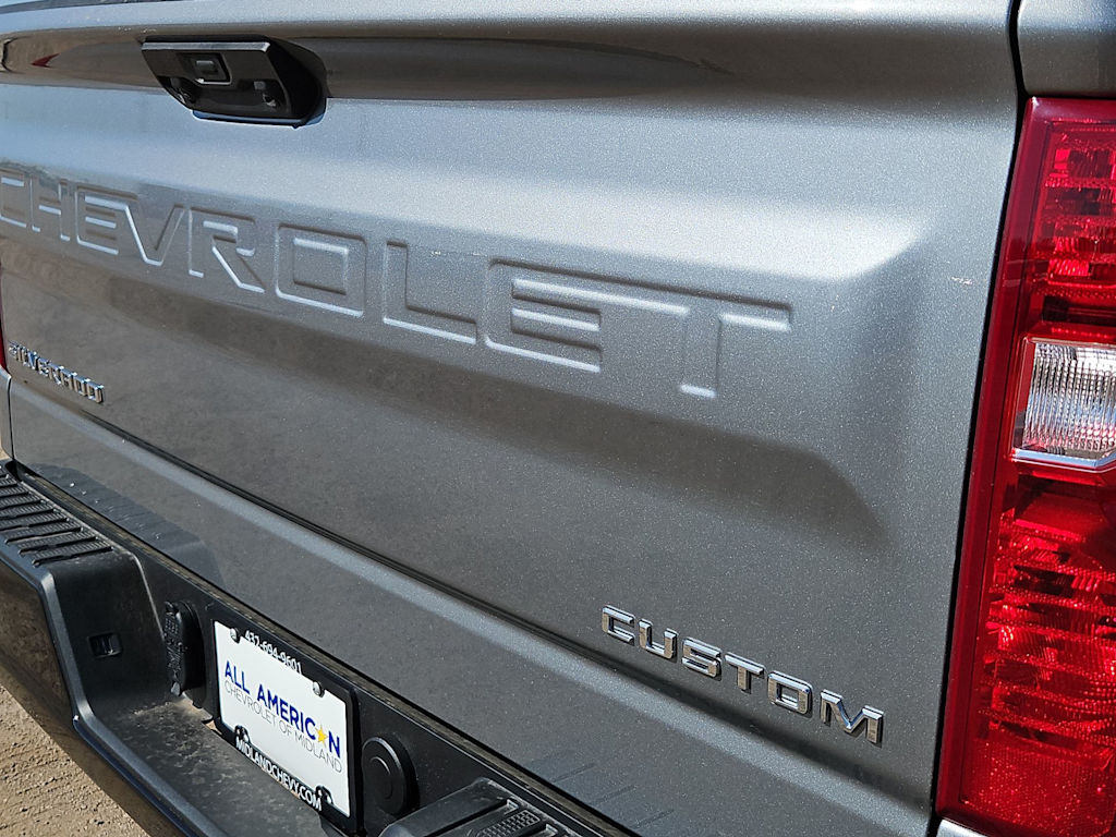 Thumbnail: 2026 Chevrolet Silverado 1500 - 25