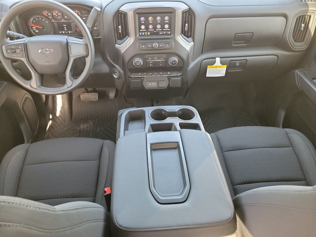Thumbnail: 2026 Chevrolet Silverado 1500 - 9