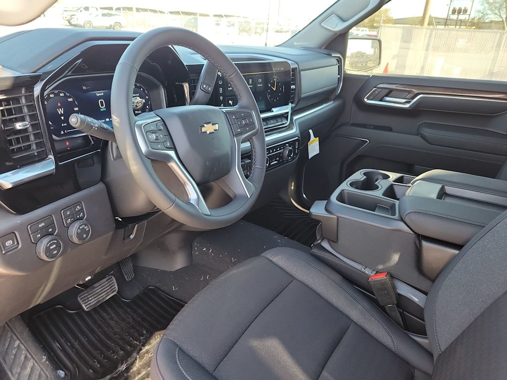 Thumbnail: 2026 Chevrolet Silverado 1500 - 2