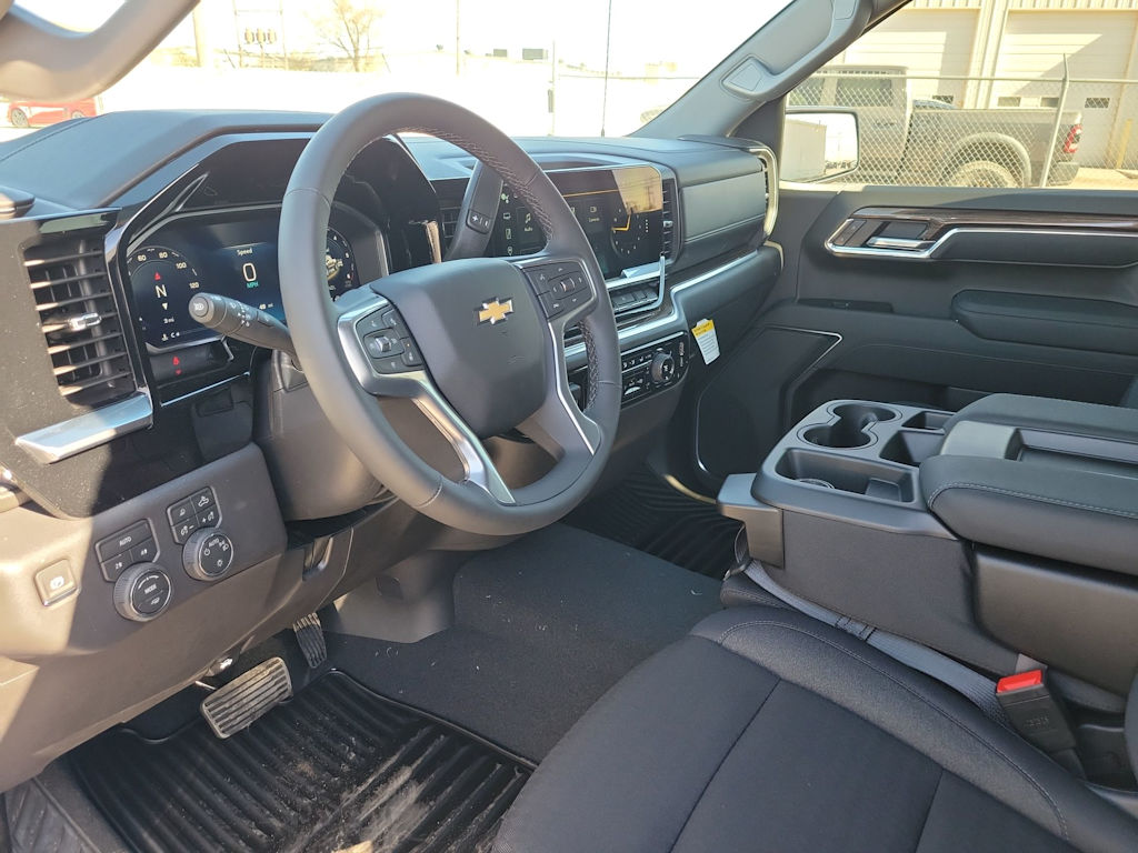 Thumbnail: 2026 Chevrolet Silverado 1500 - 2