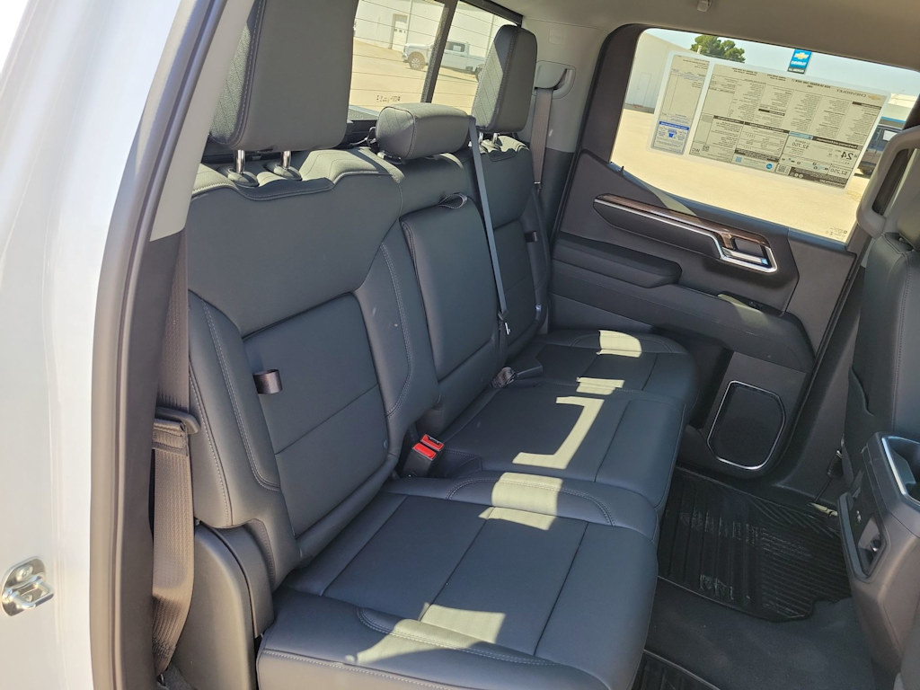 Thumbnail: 2026 Chevrolet Silverado 1500 - 21