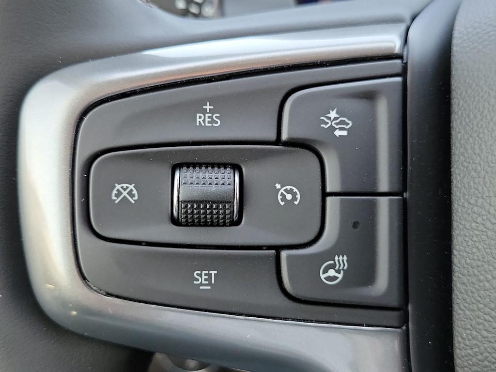 Thumbnail: 2026 Chevrolet Silverado 1500 - 24