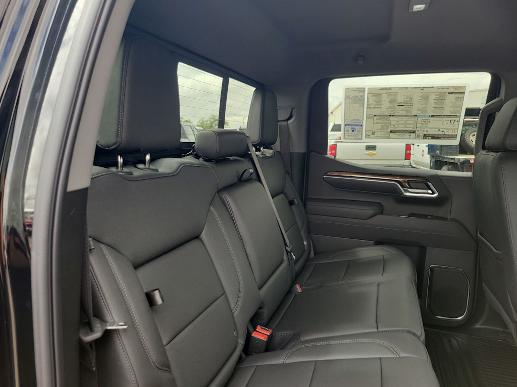 Thumbnail: 2025 Chevrolet Silverado 1500 - 28