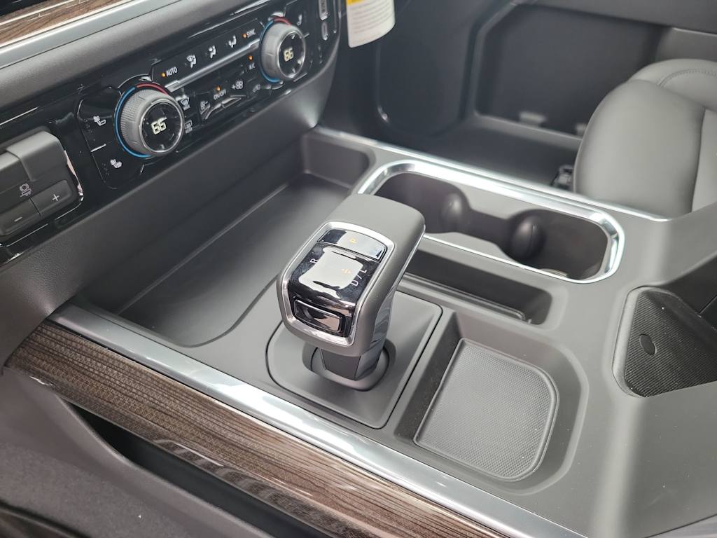 Thumbnail: 2025 Chevrolet Silverado 1500 - 16