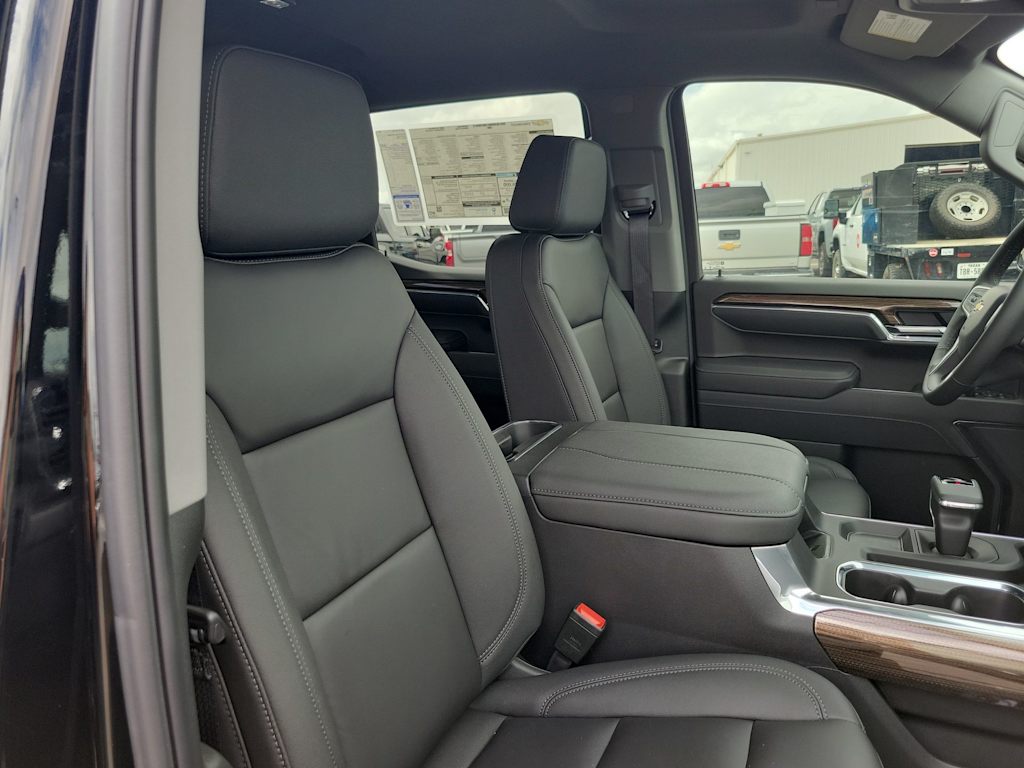 Thumbnail: 2025 Chevrolet Silverado 1500 - 12