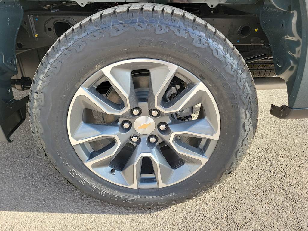 Thumbnail: 2026 Chevrolet Silverado 1500 - 8