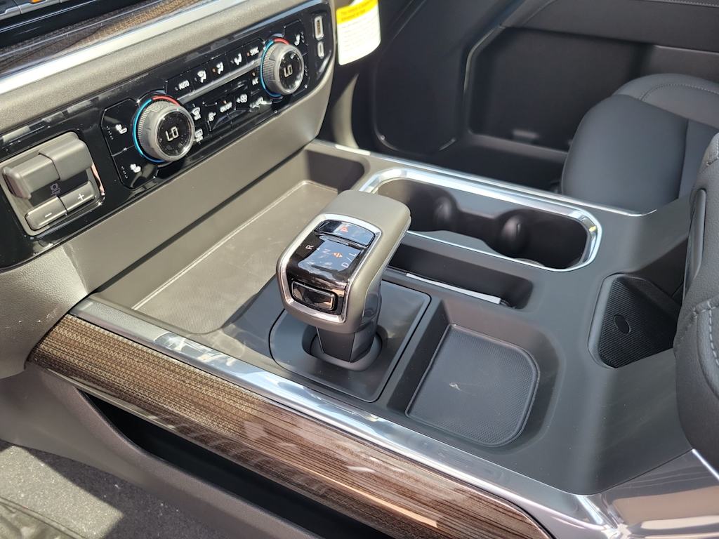 Thumbnail: 2025 Chevrolet Silverado 1500 - 16