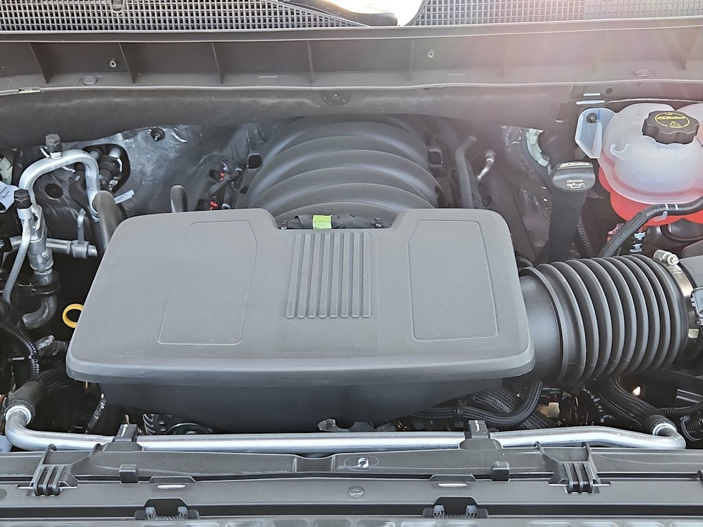 Thumbnail: 2026 Chevrolet Silverado 1500 - 9