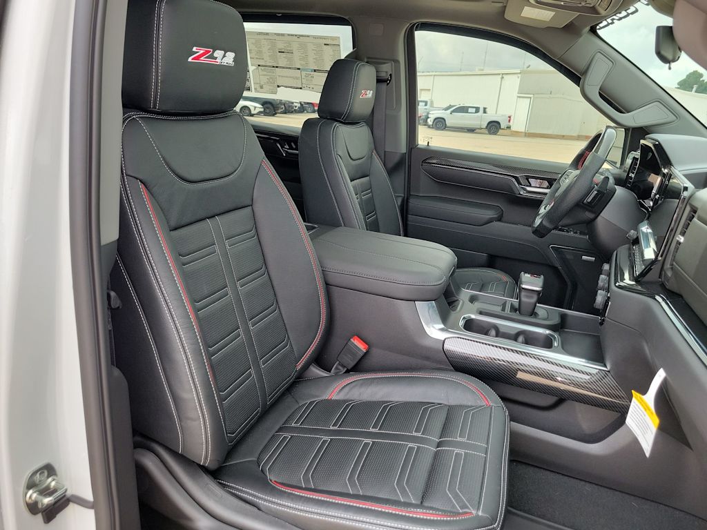 Thumbnail: 2026 Chevrolet Silverado 1500 - 9