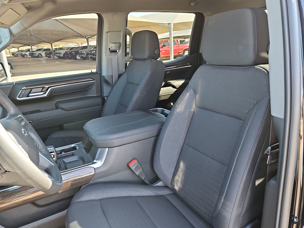 Thumbnail: 2026 Chevrolet Silverado 1500 - 11
