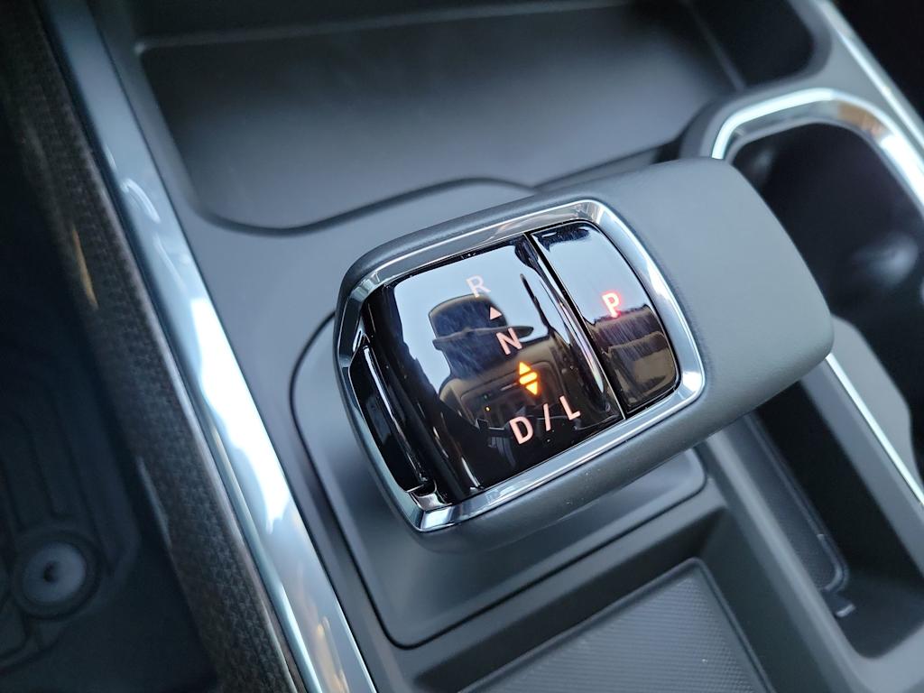 Thumbnail: 2026 Chevrolet Silverado 1500 - 27