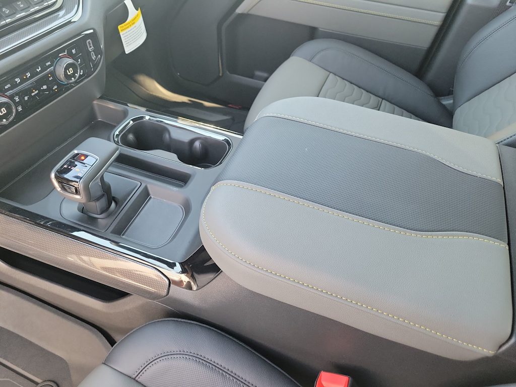 Thumbnail: 2025 Chevrolet Silverado 1500 - 11