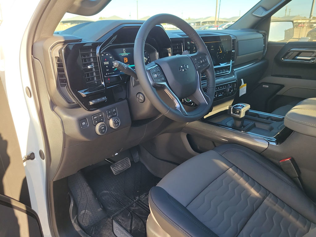 Thumbnail: 2026 Chevrolet Silverado 1500 - 2