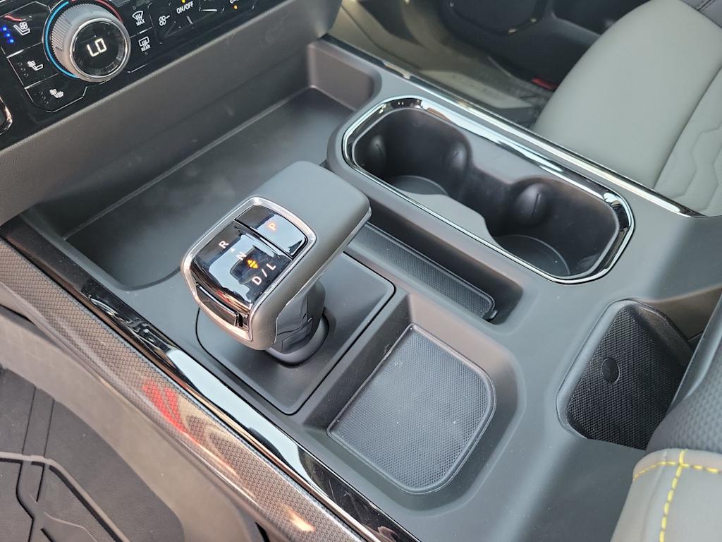 Thumbnail: 2025 Chevrolet Silverado 1500 - 27