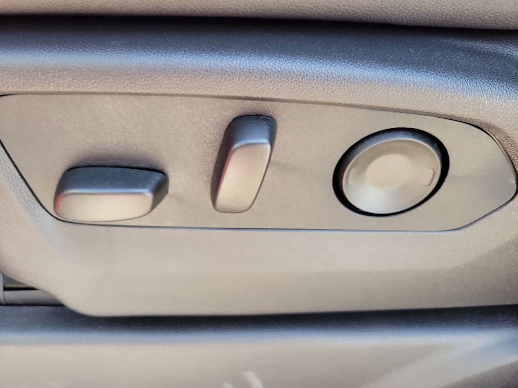 Thumbnail: 2025 Chevrolet Silverado 1500 - 26