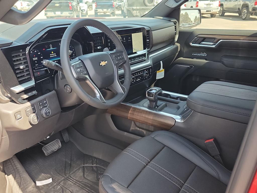 Thumbnail: 2025 Chevrolet Silverado 1500 - 2