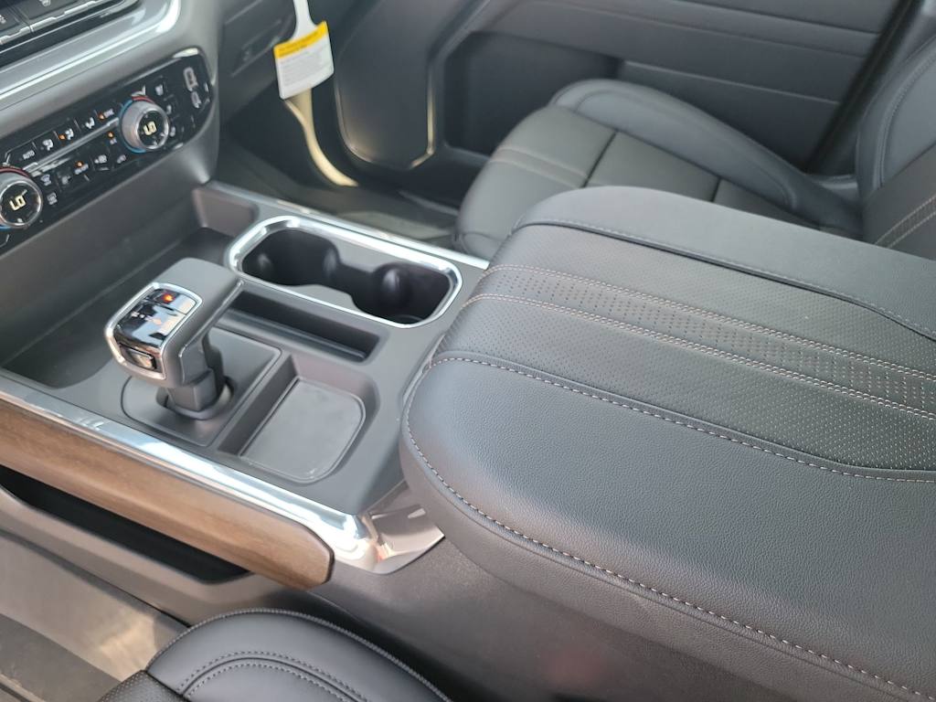 Thumbnail: 2025 Chevrolet Silverado 1500 - 14