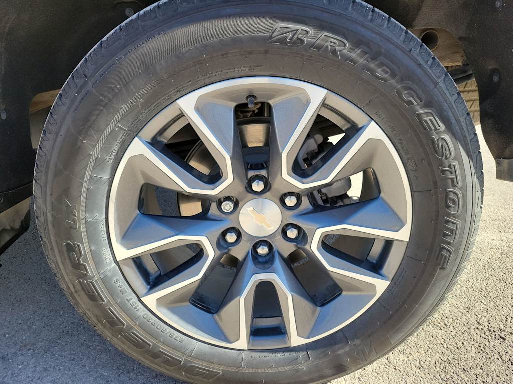 Thumbnail: 2019 Chevrolet Silverado 1500 - 8