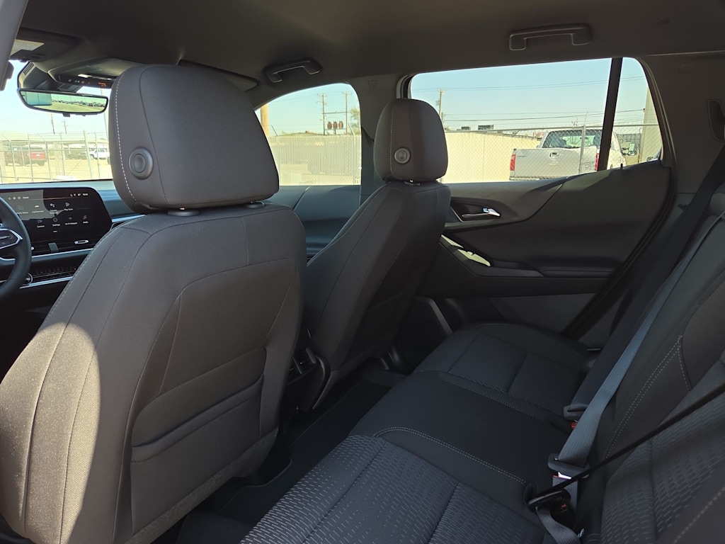 Thumbnail: 2026 Chevrolet Equinox - 12