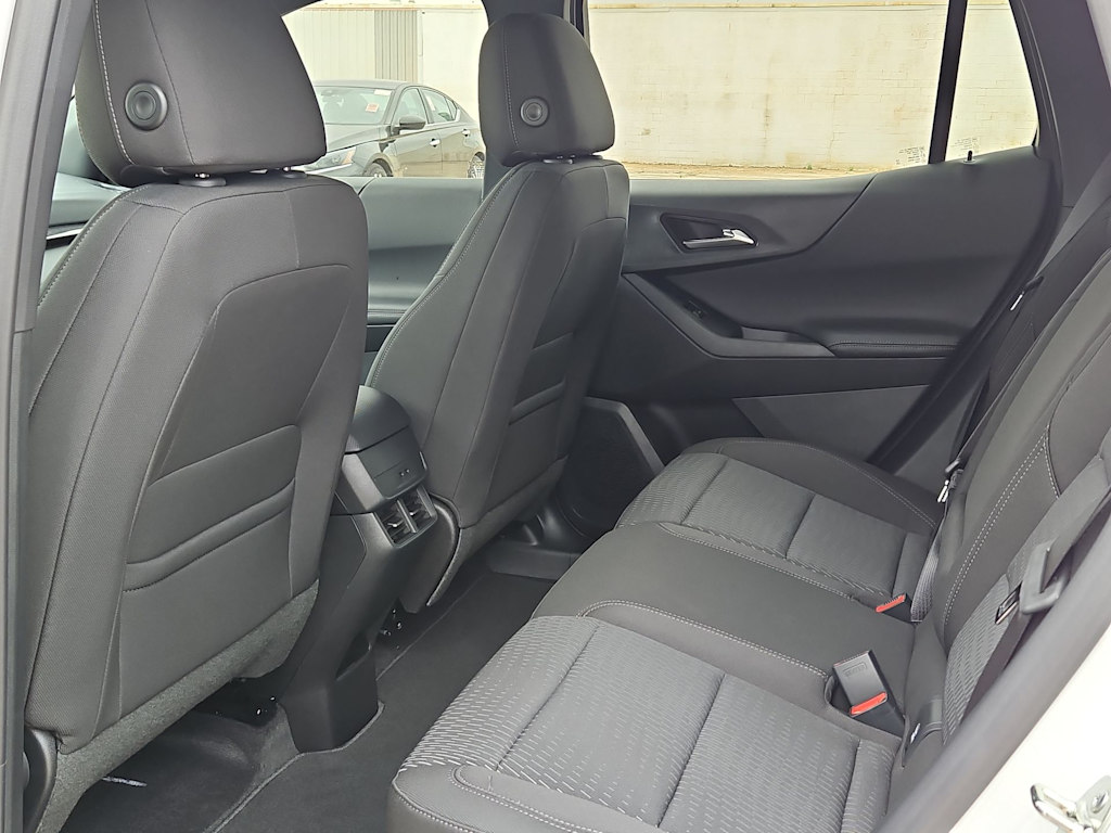 Thumbnail: 2026 Chevrolet Equinox - 13