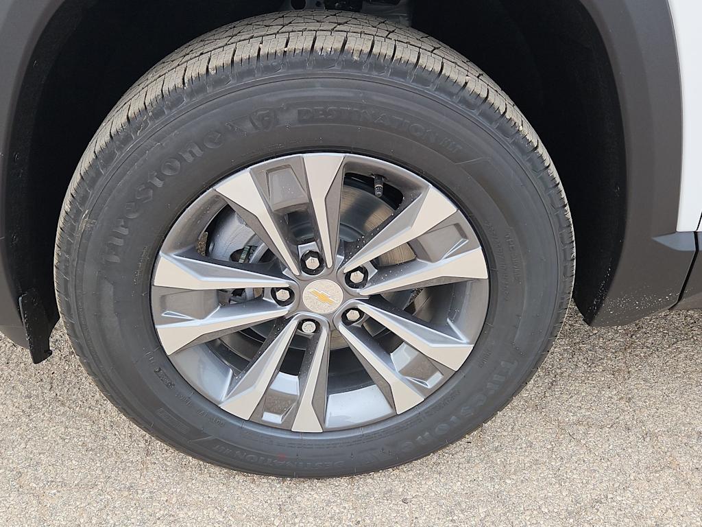 Thumbnail: 2026 Chevrolet Equinox - 8