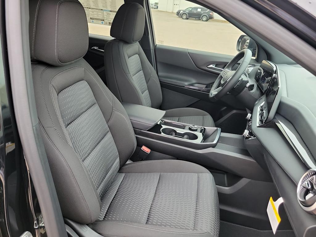 Thumbnail: 2026 Chevrolet Equinox - 12