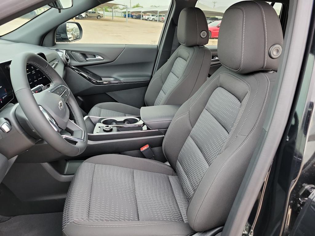 Thumbnail: 2026 Chevrolet Equinox - 11