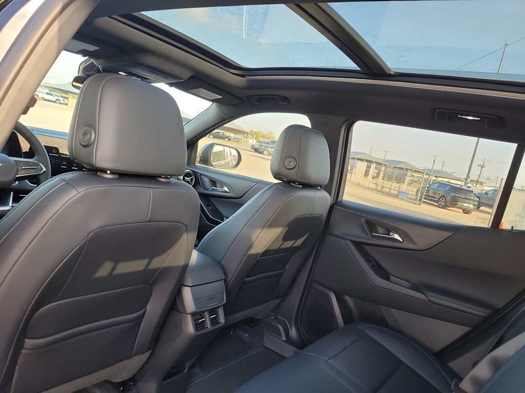 Thumbnail: 2026 Chevrolet Equinox - 13