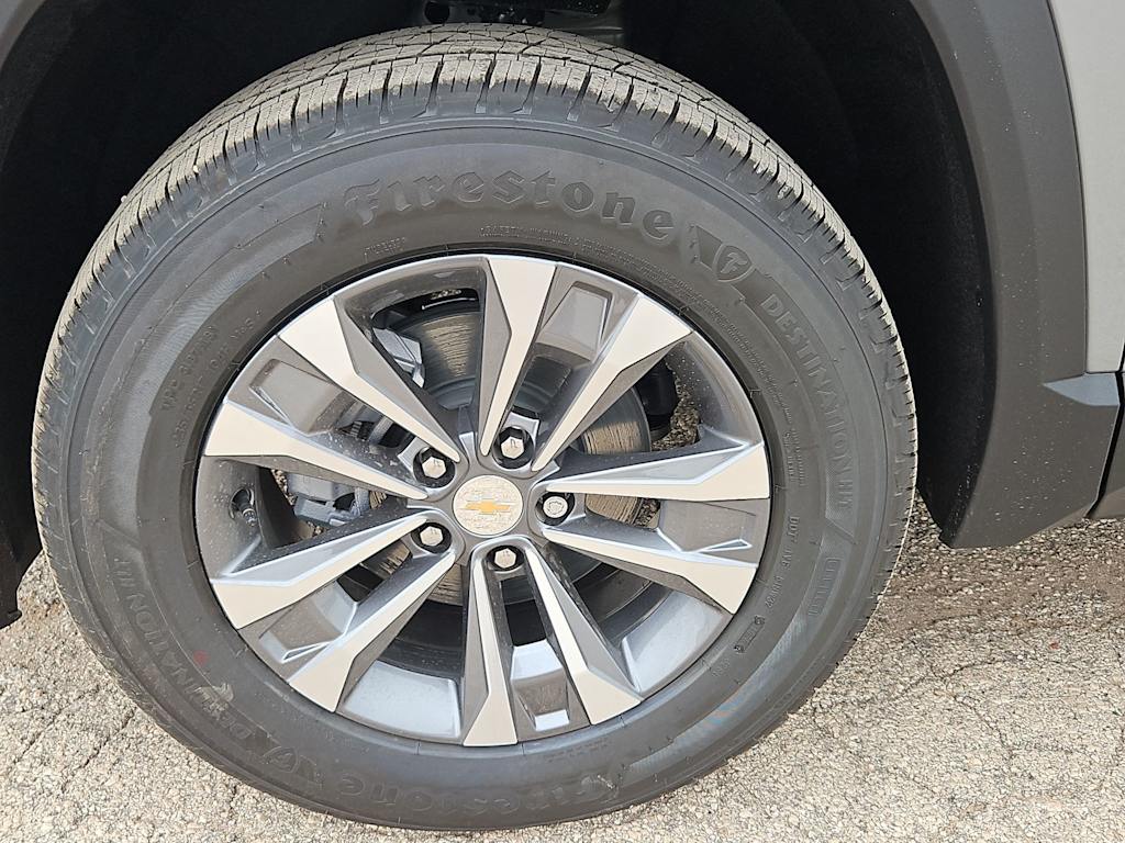 Thumbnail: 2026 Chevrolet Equinox - 8