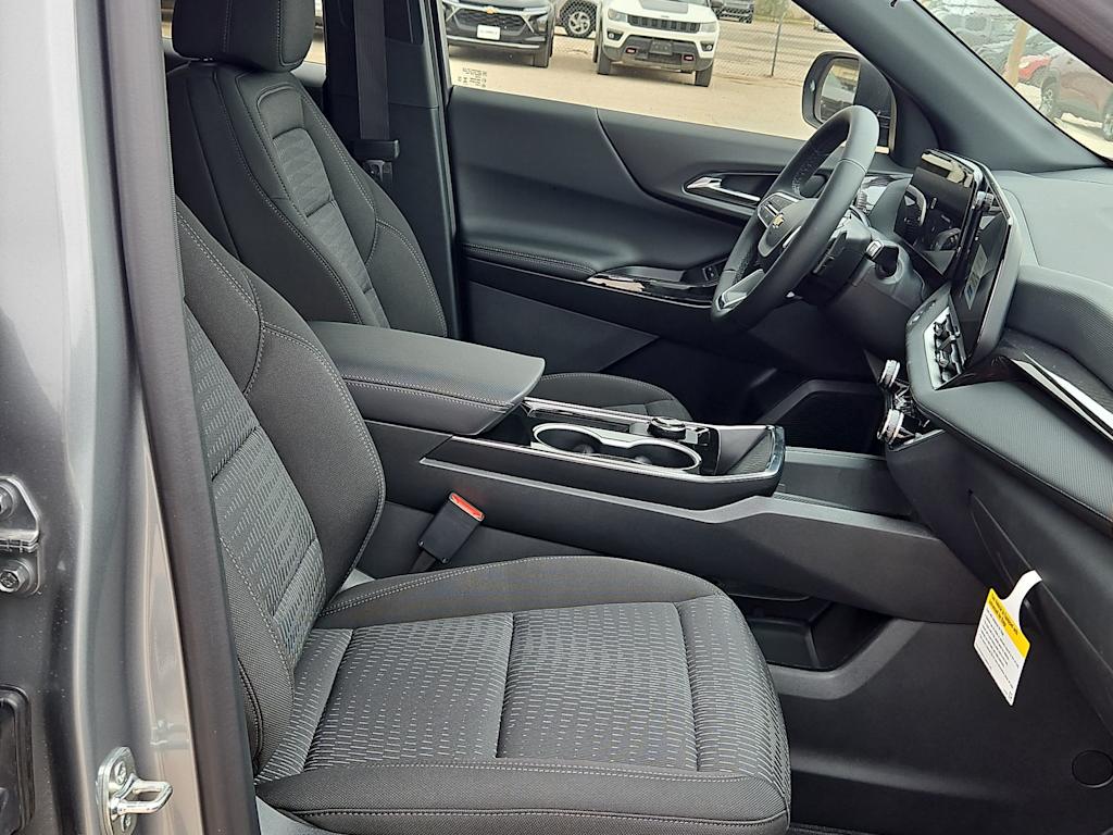 Thumbnail: 2026 Chevrolet Equinox - 12