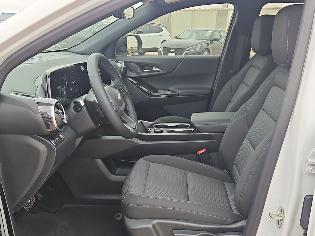 Thumbnail: 2026 Chevrolet Equinox - 11