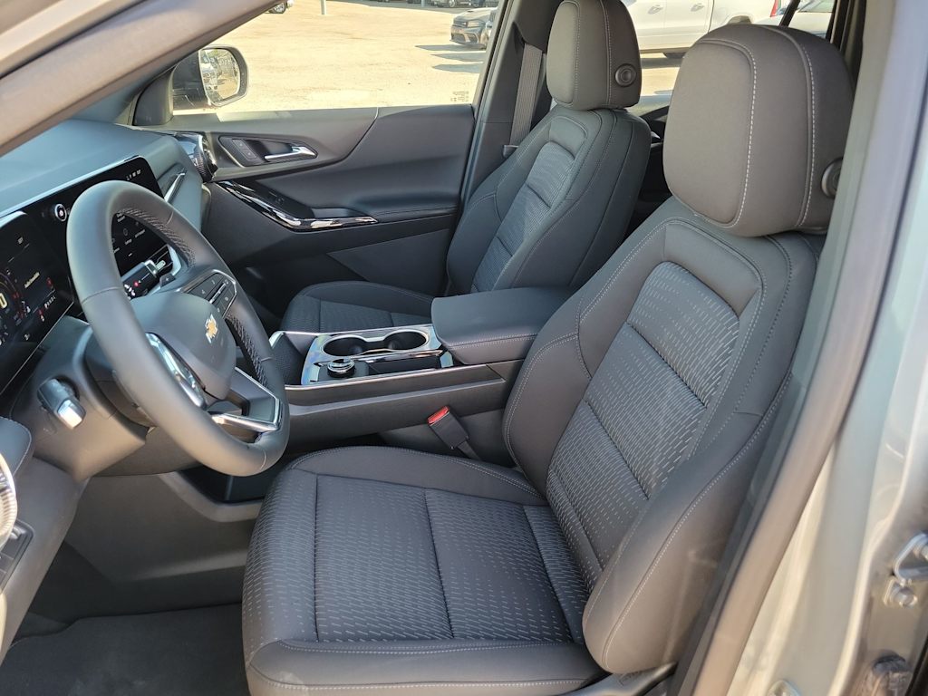 Thumbnail: 2026 Chevrolet Equinox - 10