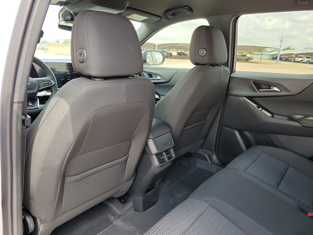 Thumbnail: 2026 Chevrolet Equinox - 12