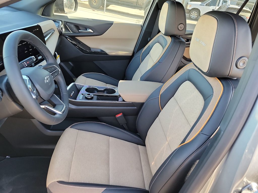 Thumbnail: 2026 Chevrolet Equinox - 11