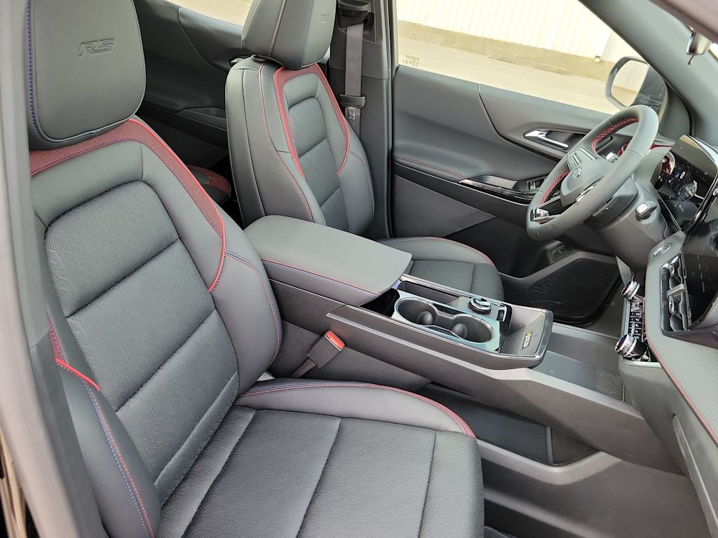 Thumbnail: 2026 Chevrolet Equinox - 12