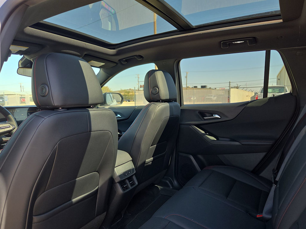 Thumbnail: 2026 Chevrolet Equinox - 12