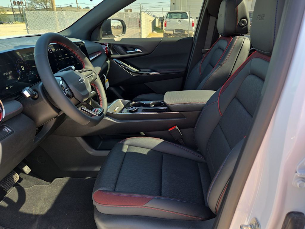 Thumbnail: 2026 Chevrolet Equinox - 11