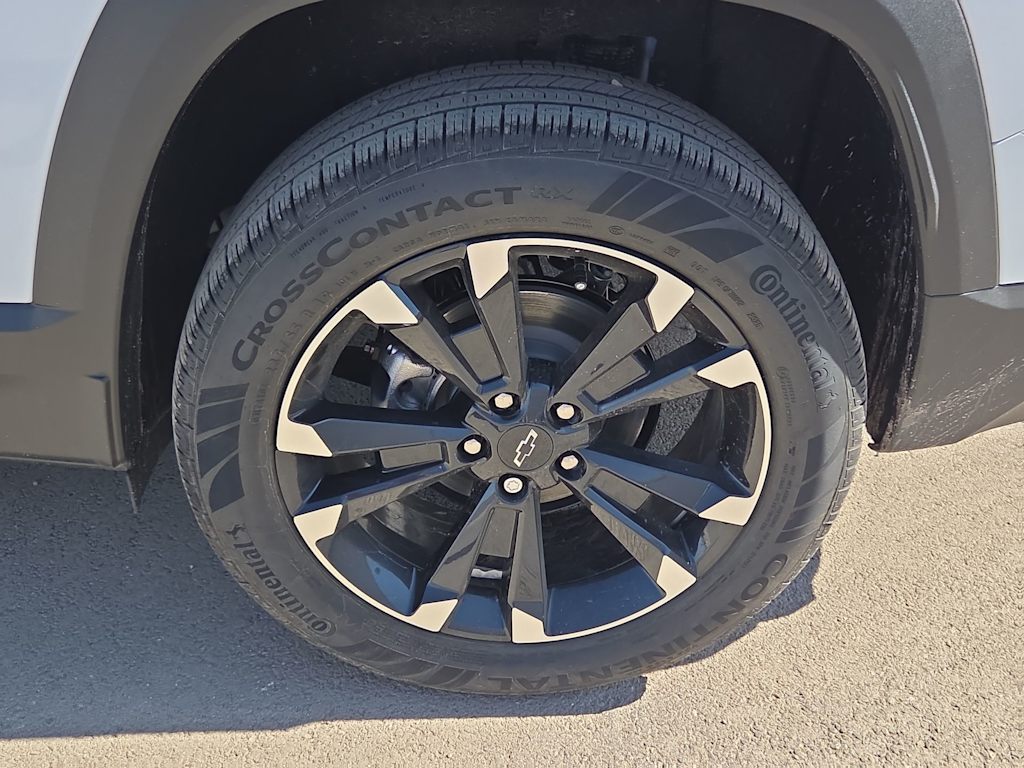 Thumbnail: 2026 Chevrolet Equinox - 8